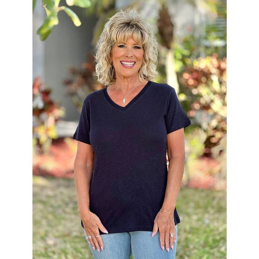 NEW CHARLIE B dove tee in navy